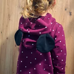 Starorůžová teplákovina potištěná bílými puntíky EU-úplety atest pro děti puntíkatá teplákovina