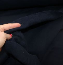 Teplákovina tmavá modrá počesaná 320 gsm -barva 980 vyrobeno v Turecku