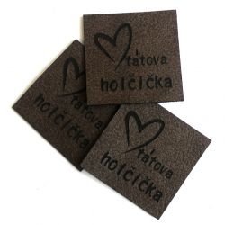 Koženkový štítek gravír - "tátova holčička"- varianty vyrobeno v EU