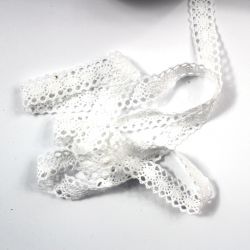 Bavlněná krajka šíře 2 cm – bílá