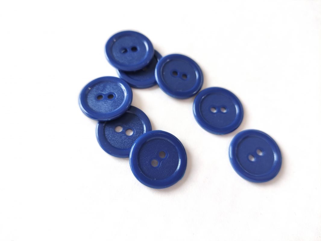 Knoflík plastový 2 cm- TMAVĚ MODRÁ - barva 980 Vyrobeno mimo EU